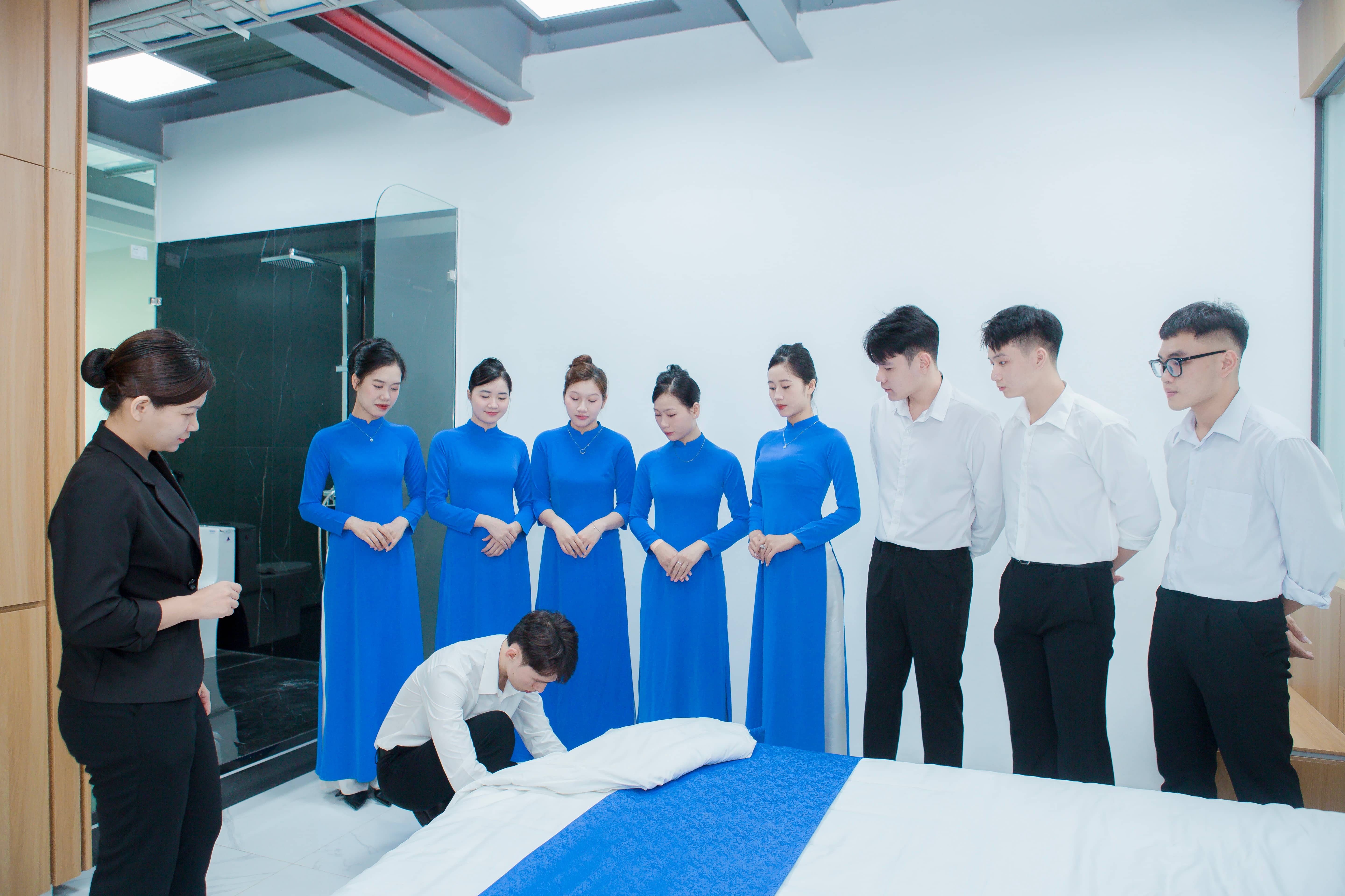 EAUT's Library Photo