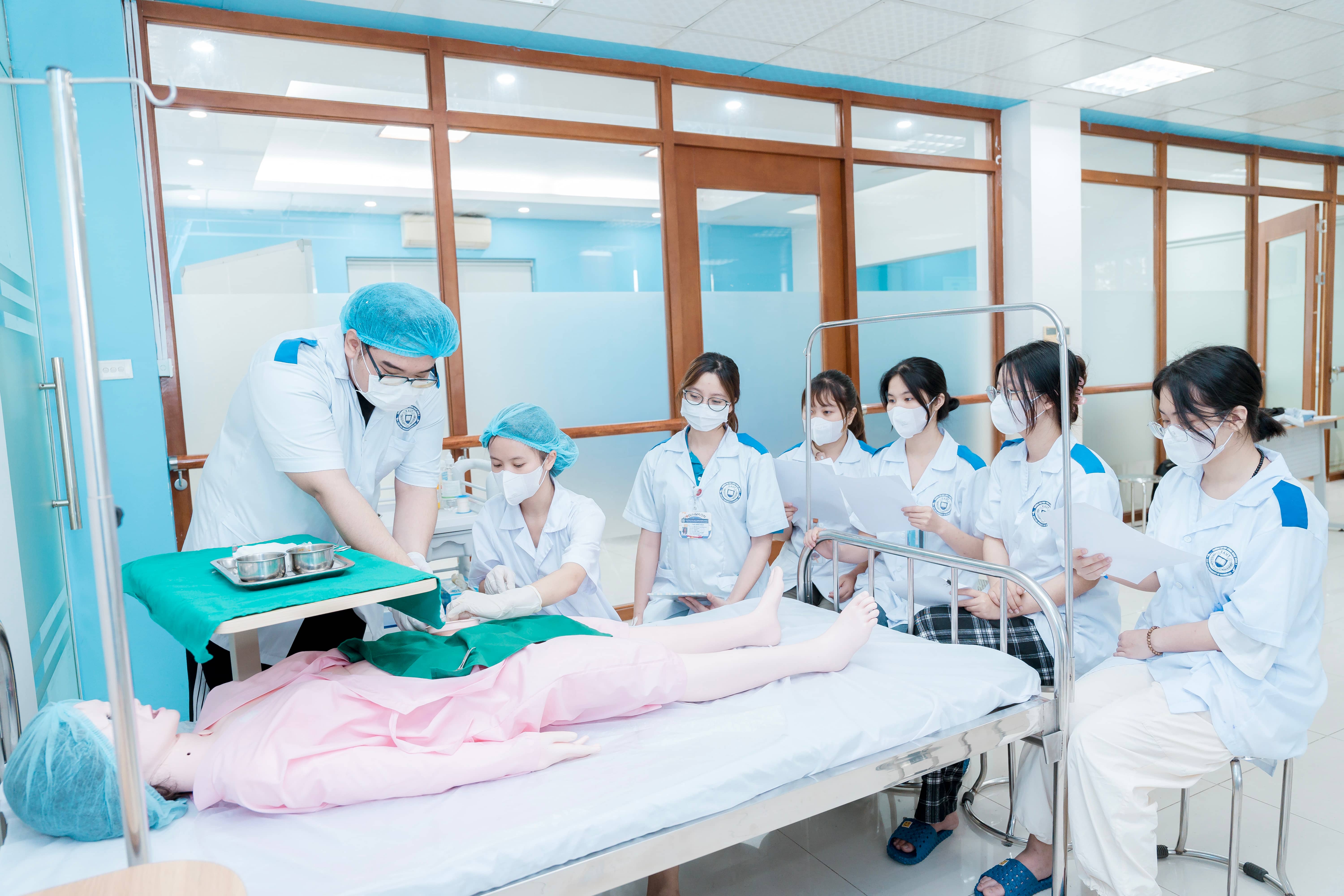 EAUT's Library Photo